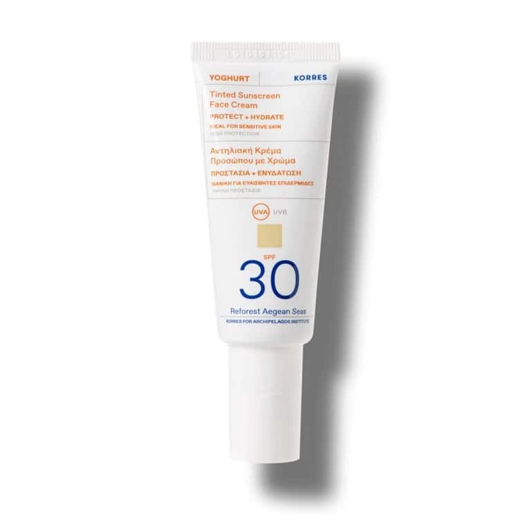 Crema colorata pentru fata cu protectie solara SPF 30 Yoghurt Sun
