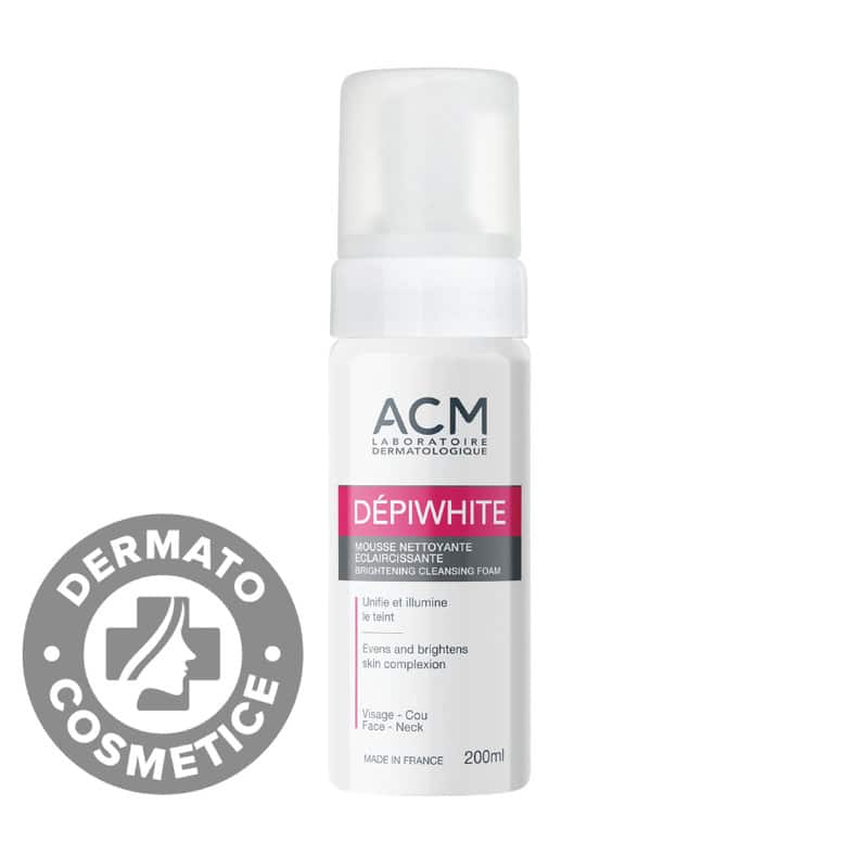 Spuma de curatare cu efect iluminator Depiwhite