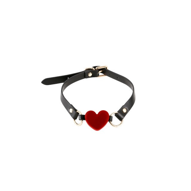 Căluș NS NOVELTIES Fetish & Fashion KATHERINE, pentru jocuri erotice BDSM, în formă de inimă, cu curea reglabilă, negru cu roșu 1 Căluș NS NOVELTIES Fetish & Fashion KATHERINE