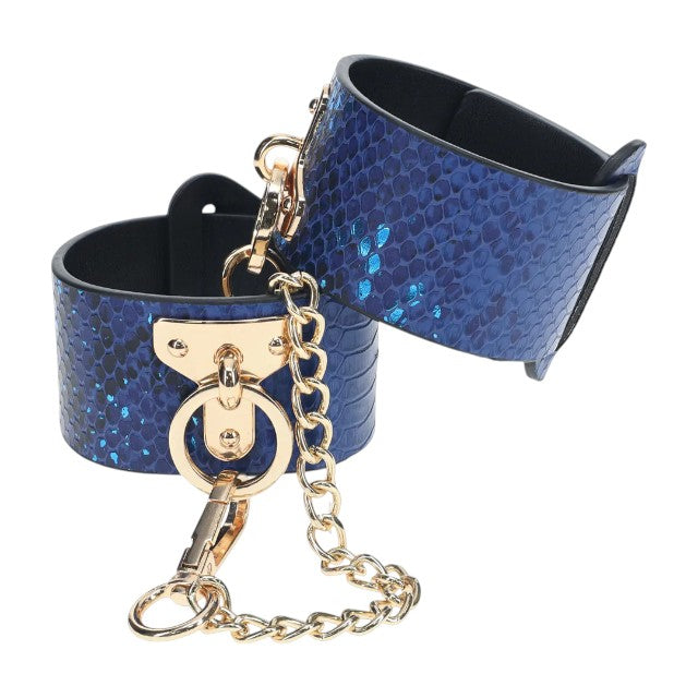 Cătușe OUCH! Handcuffs - Florence Collection, pentru jocuri erotice BDSM, design de piele de șarpe, cu lanț auriu, culoare albastru 1 Cătușe OUCH! Handcuffs - Florence Collection