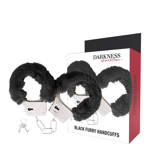 Cătușe erotice DARKNESS - BLACK FURRY cu puf negru pentru purtare confortabilă 1 Cătușe erotice DARKNESS - BLACK FURRY cu puf negru pentru purtare confortabilă