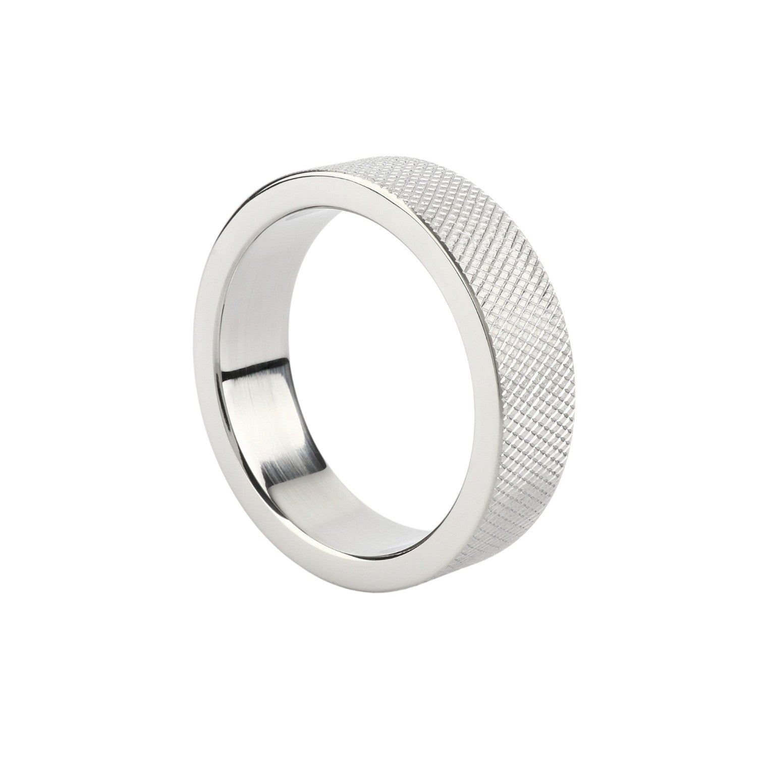Inel pentru penis MR. STEEL CrissCross C-Ring, cu design geometric, din oțel inoxidabil, diametru 4.5 cm (mic), argintiu 1 Inel pentru penis MR. STEEL CrissCross C-Ring