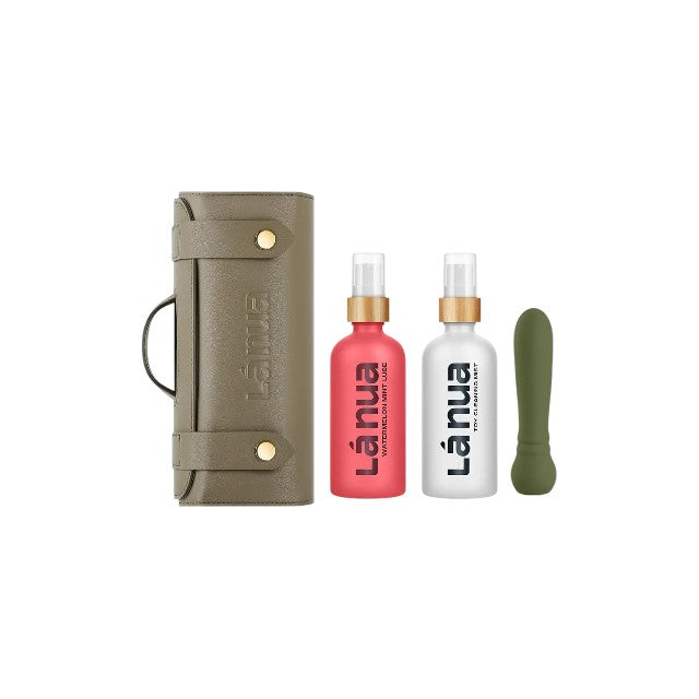 Kit cadou LáNua Vibrator bullet Ultra + Lubrifiant cu aromă de PEPENE ROȘU ȘI MENTĂ + Spray curățare jucării sexuale + Geantă de călătorie 1 Kit cadou LáNua Vibrator bullet Ultra + Lubrifiant cu aromă de PEPENE ROȘU ȘI MENTĂ + Spray curățare jucării sexuale + Geantă de călătorie